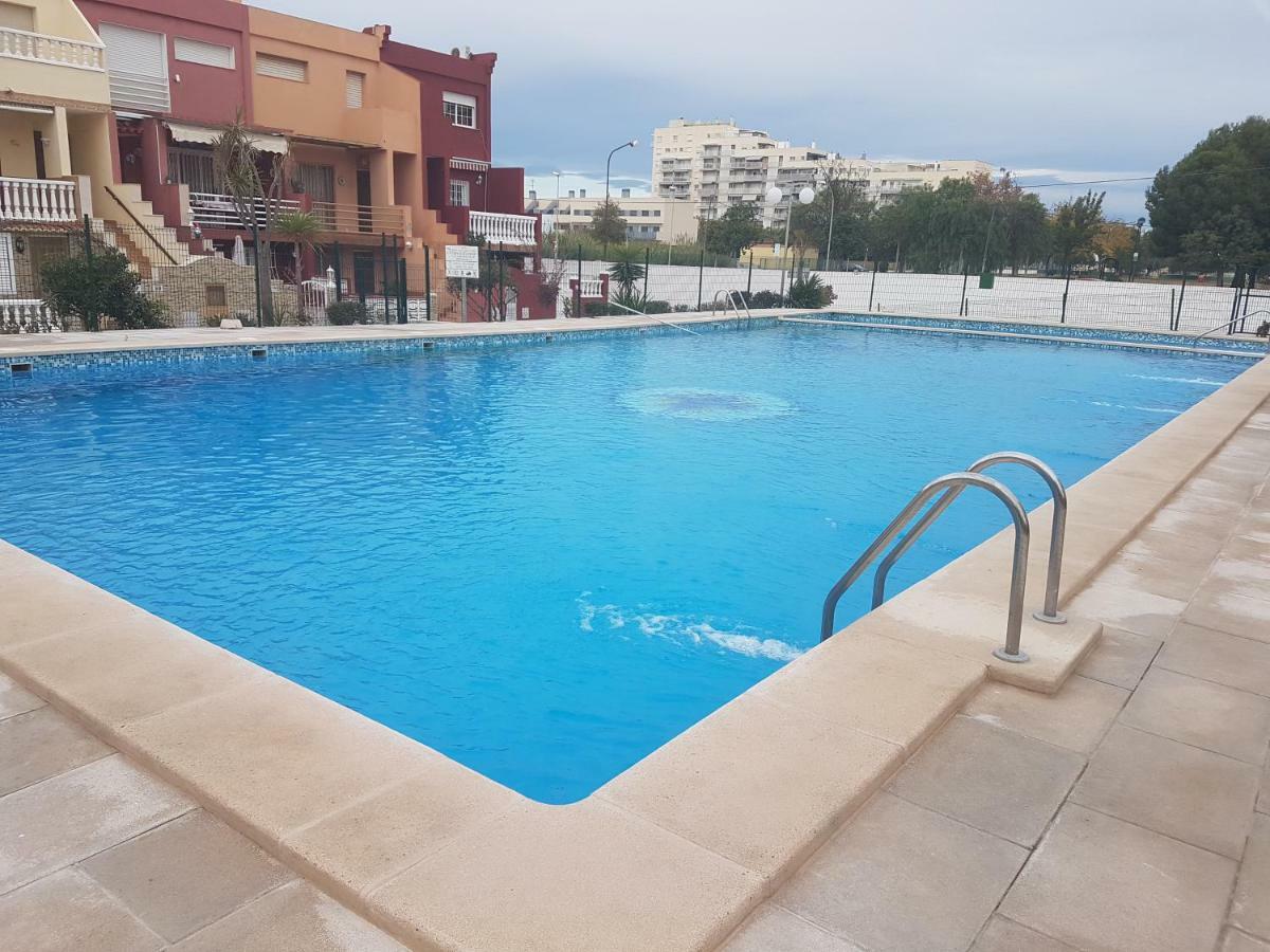 Willa Duplex, Piscina Y Playa La Pobla de Farnals Zewnętrze zdjęcie